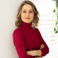 Daniela Hulpus Email