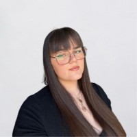 Ophélie Ferreira Email