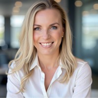 Annika Schlosser Email