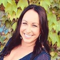 QVC Employee Julia Walsh's profile photo