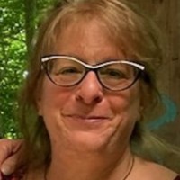Sea Education Association Employee Laurie Weitzen's profile photo