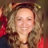 Adelia Oliveira Email