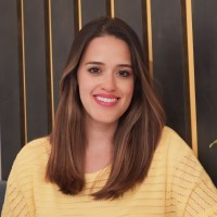 Claudia Campos Email