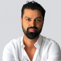 Shariq Siddiqui Email & Phone Number