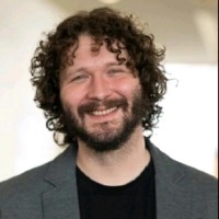 Finn Decaulp Email & Phone Number