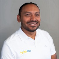 Oscar Turcios Email