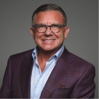 Email e telefono di Michael Burcham