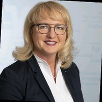 Annette Mäurer Email