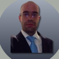 Roberto Hernández Email