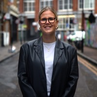 Sarah Selig Email & Phone Number