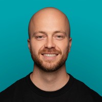 Thomas van Uunen Email
