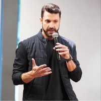 Fabio Almendros Email
