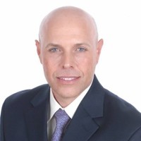 Roberto Hernandez Email & Phone Number