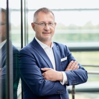 Holger Wessling Email