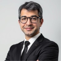 Hossein Ahari Email