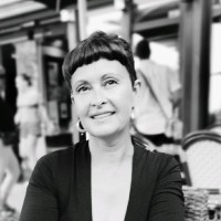 Olivia Rotelli Email