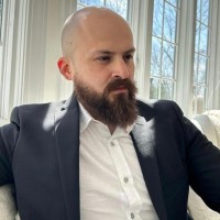 Amazon Employee Emmanuel Gonzalez's profile photo