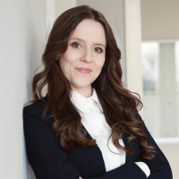 Julia Oppermann Email