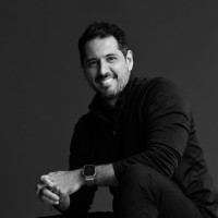 Publicis Groupe Employee Erik Castillo's profile photo