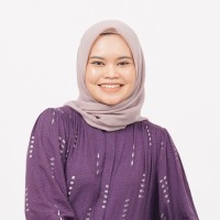 Intan Utami Email