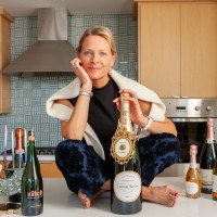 Vine Lore Wine & Spirits Employee Tracey Thompson's profile photo