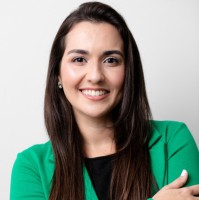 Patrícia Lopes Email