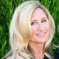 Berkshire Hathaway HomeServices Arizona Properties Employee Stephanie Lesueur-Peterson's profile photo