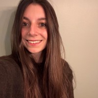 Manon Combe Email