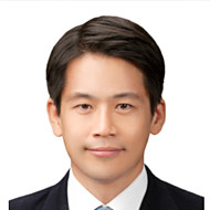 Jun Lee Email & Phone Number