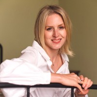 Clarendon Fine Art Employee Rhiannon Humphries's profile photo