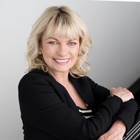SR Group Employee Susie Barnett's profile photo