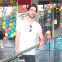 Firmoo Employee Emaad Naqash's profile photo