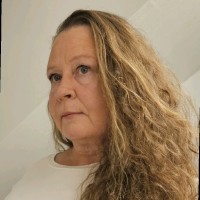 Minuba Employee Tina Tschicaja's profile photo