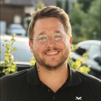 Simon Stöckli Email & Phone Number