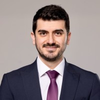 Mustafa Akkus Email