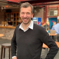 Marco Huebner Email