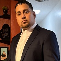 Ric Muniz Email