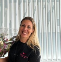 E-mail e número de telefone de Virginia Mancini