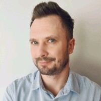 MacIej Smok Email