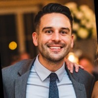 Universal Ads Employee Tom Stawicki's profile photo