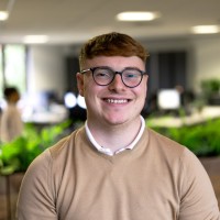 Liam Jones Email