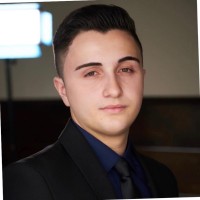 Plooto Employee Kyle Abelha's profile photo
