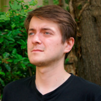 Grzegorz Niewiadomski Email