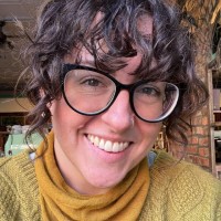 Hay House, Inc. Employee Allison Janice's profile photo