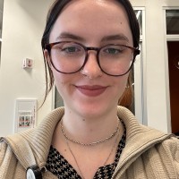 OHSU Knight Cancer Institute Employee Amanda Burrell's profile photo