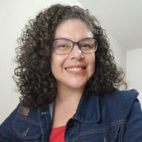Débora Ferreira Email & Phone Number