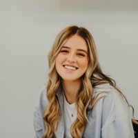 Word of Life Bible Institute Employee Julia Gregory Oliveira's profile photo