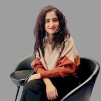 Simran Wadhwa Email