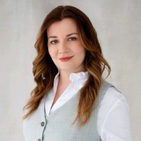Adrienn Gőbel Email