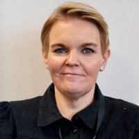 Monica Follestad Email
